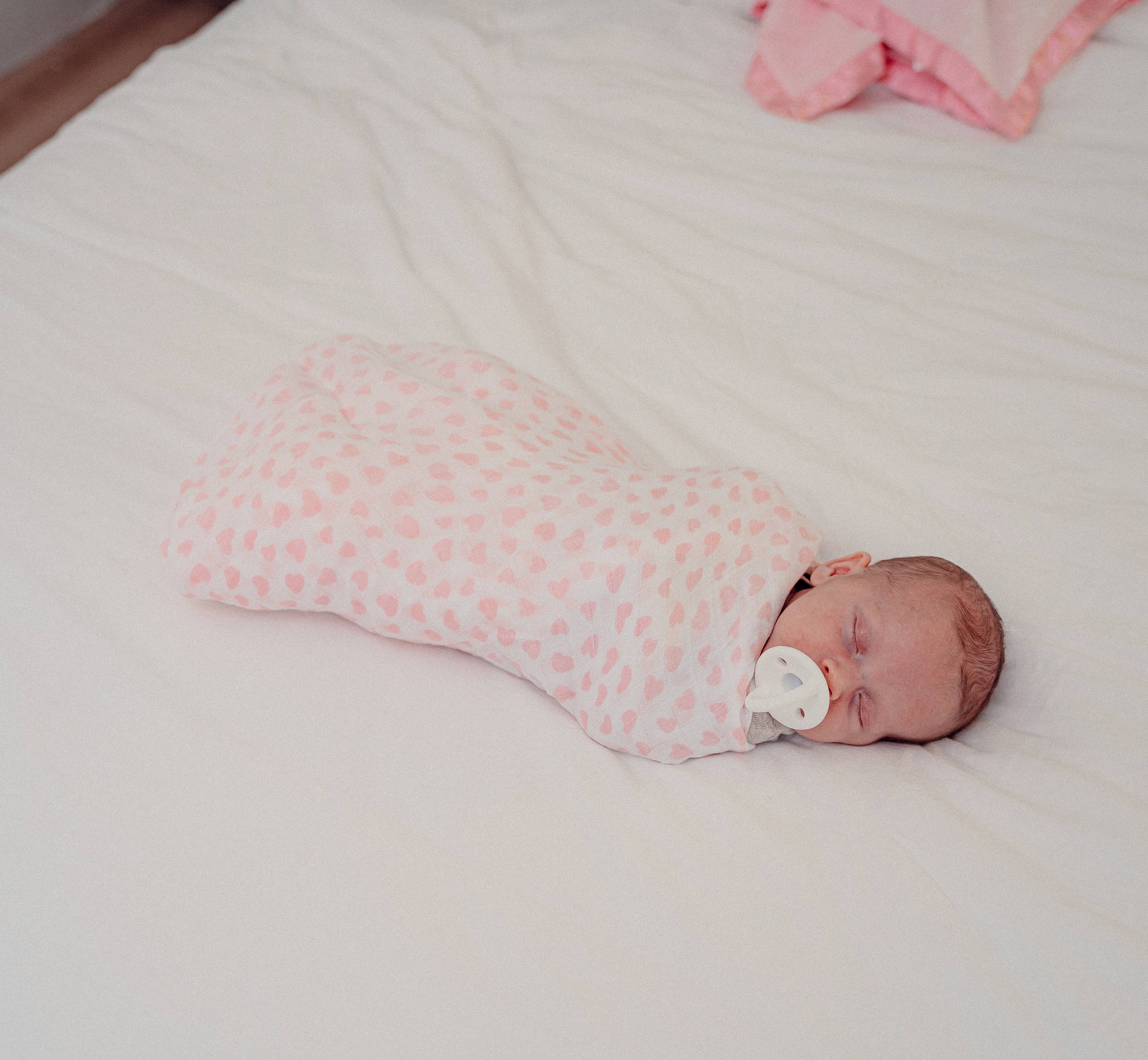 Muslin Swaddle Blankets, Pack of 4: Pink