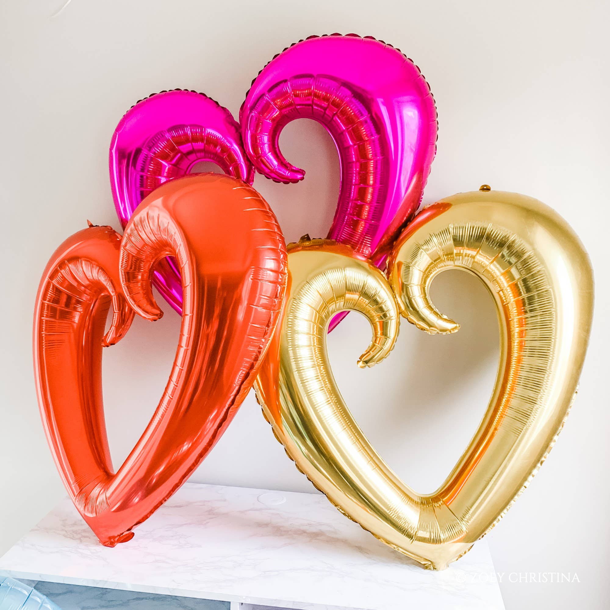 Zoey Christina - Jumbo Open Heart Shaped Balloon