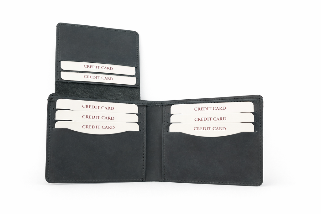 Men’s Leather Bifold Wallet: Brown