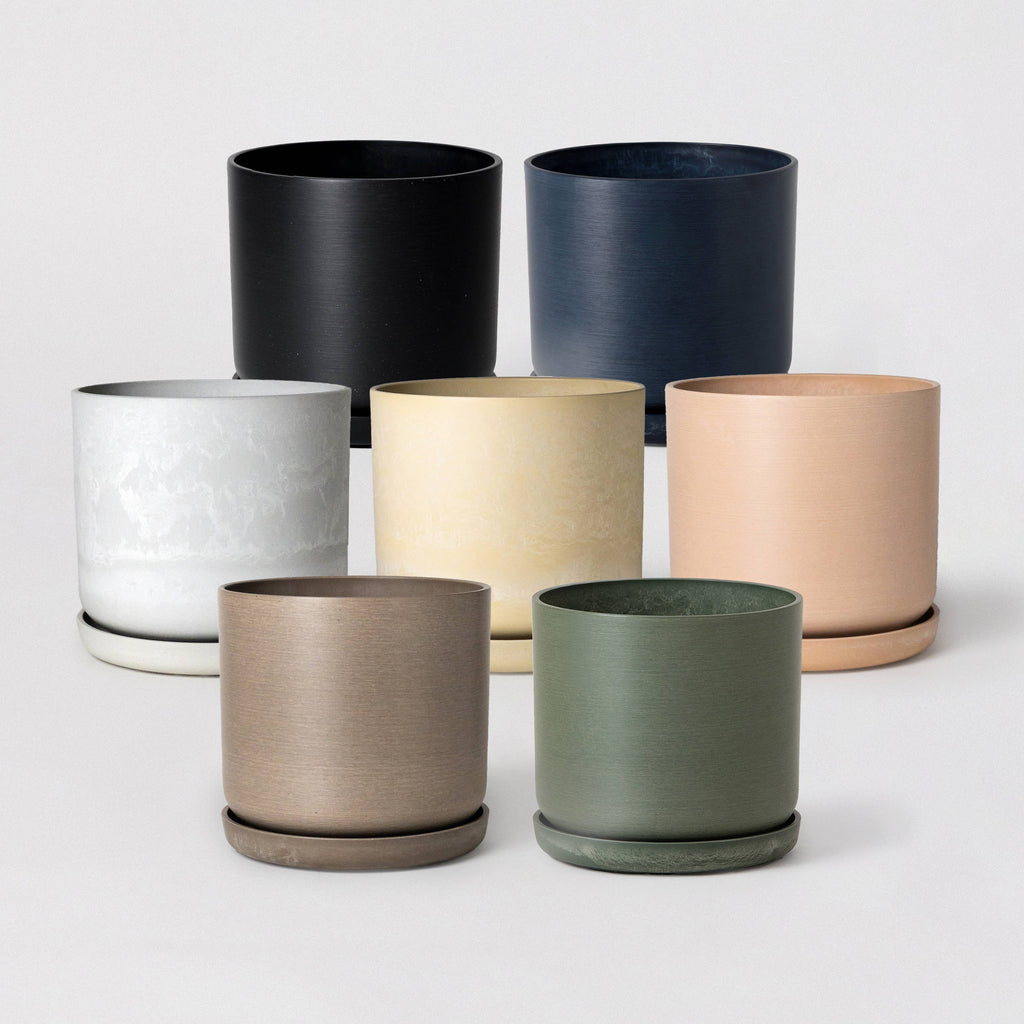 Beachwood- 9" Signature Stone Planter & Saucer