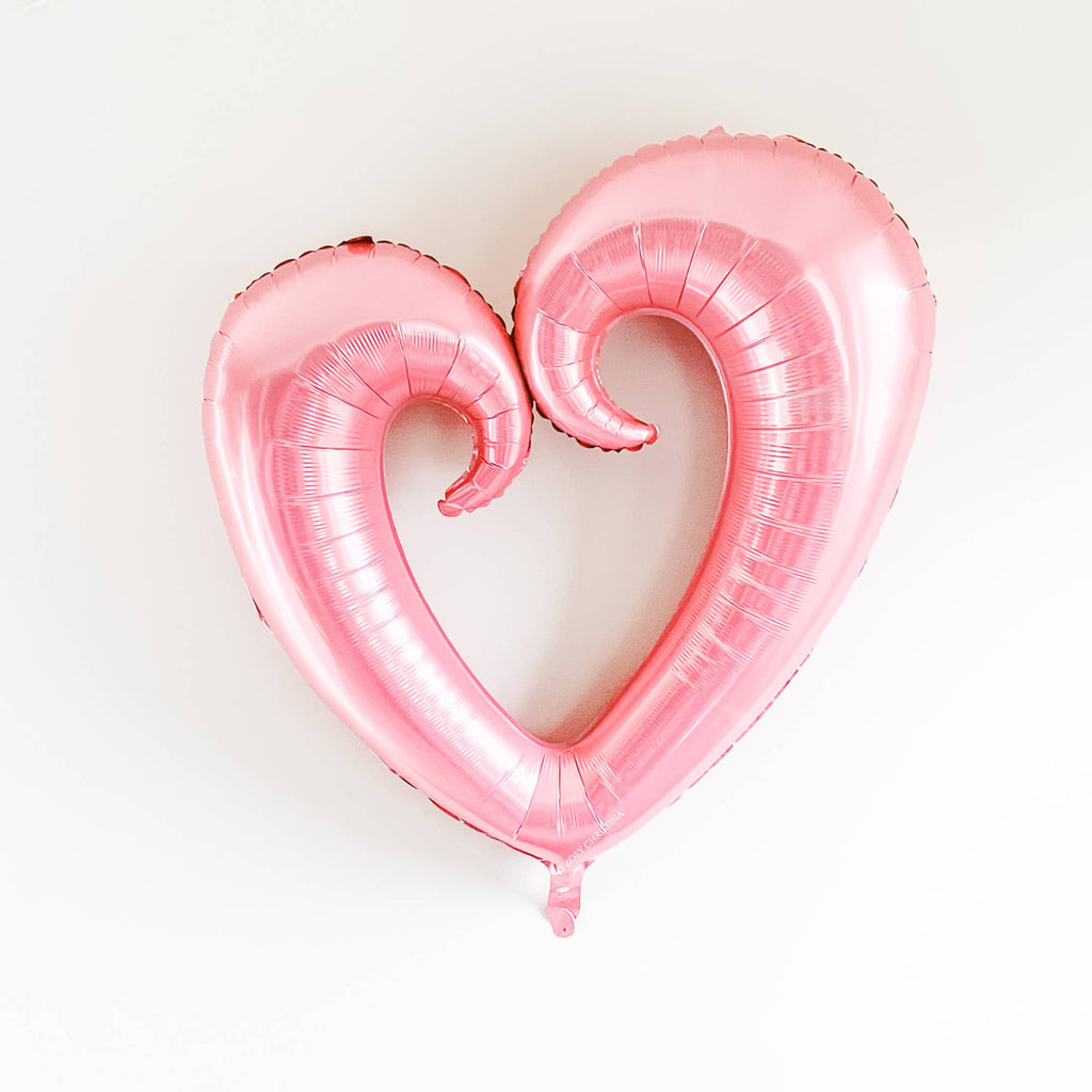 Zoey Christina - Jumbo Open Heart Shaped Balloon