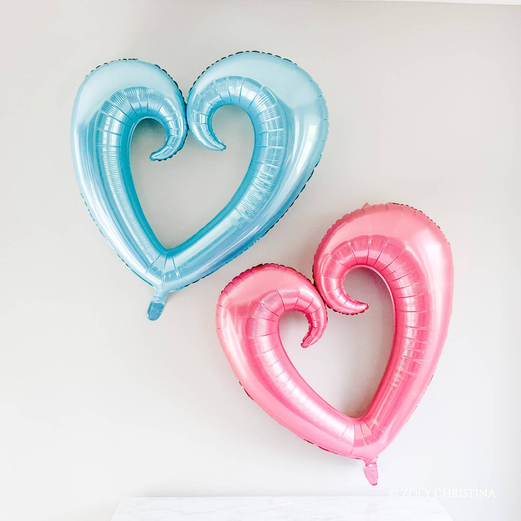 Zoey Christina - Jumbo Open Heart Shaped Balloon