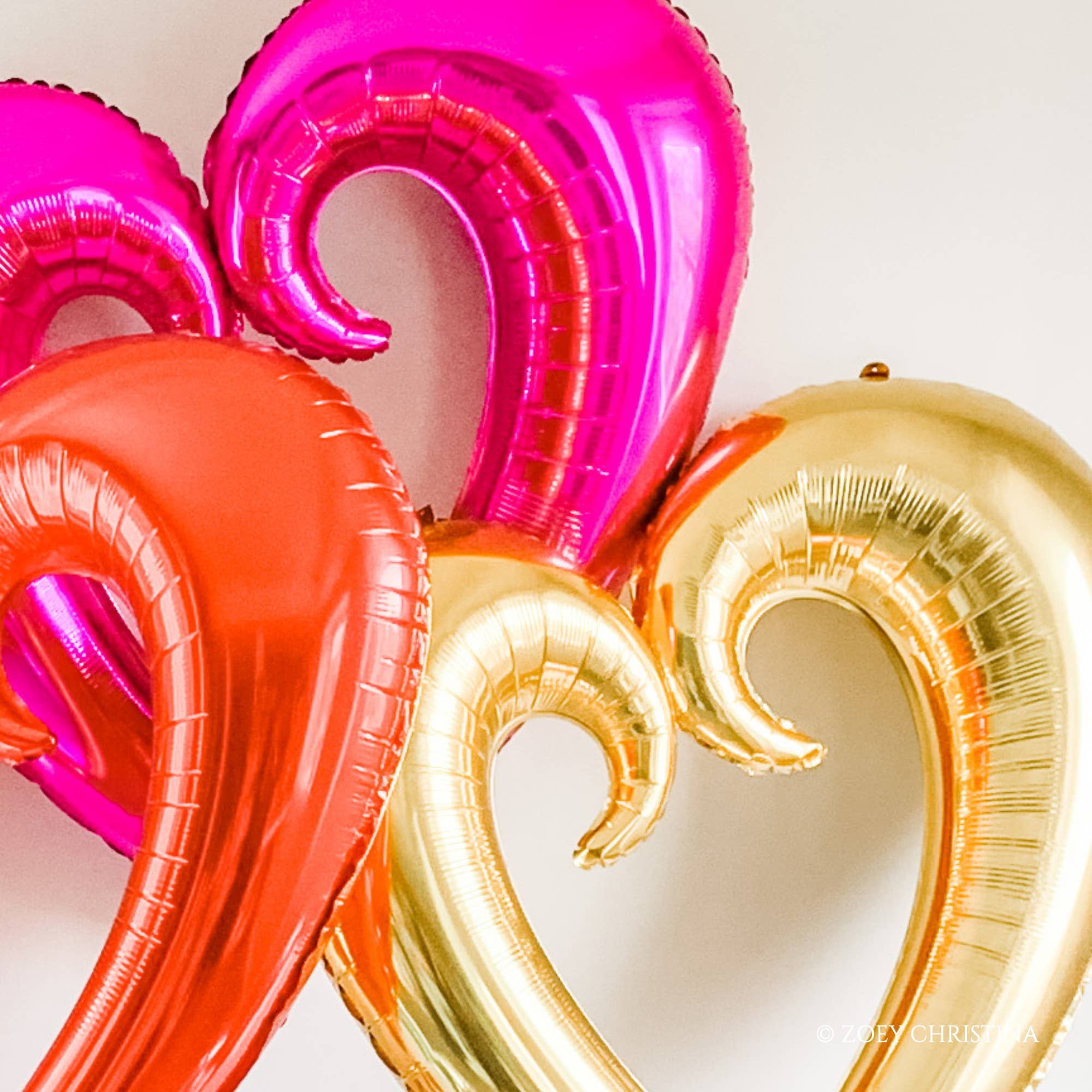 Zoey Christina - Jumbo Open Heart Shaped Balloon