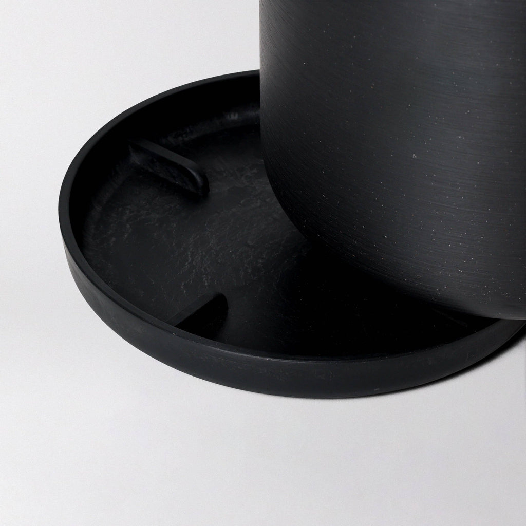 Beachwood- 9" Signature Stone Planter & Saucer