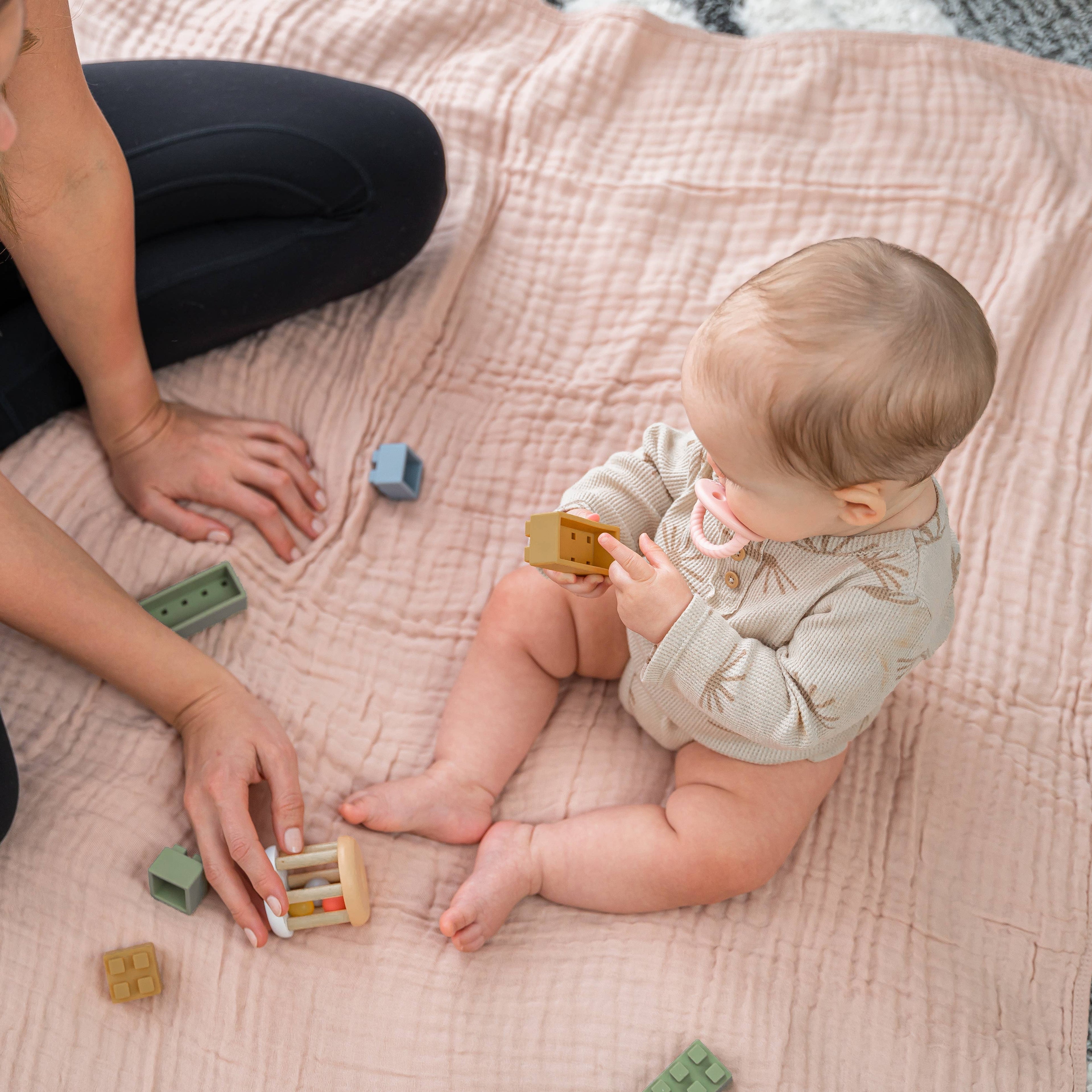 Muslin Baby Blanket: Sand
